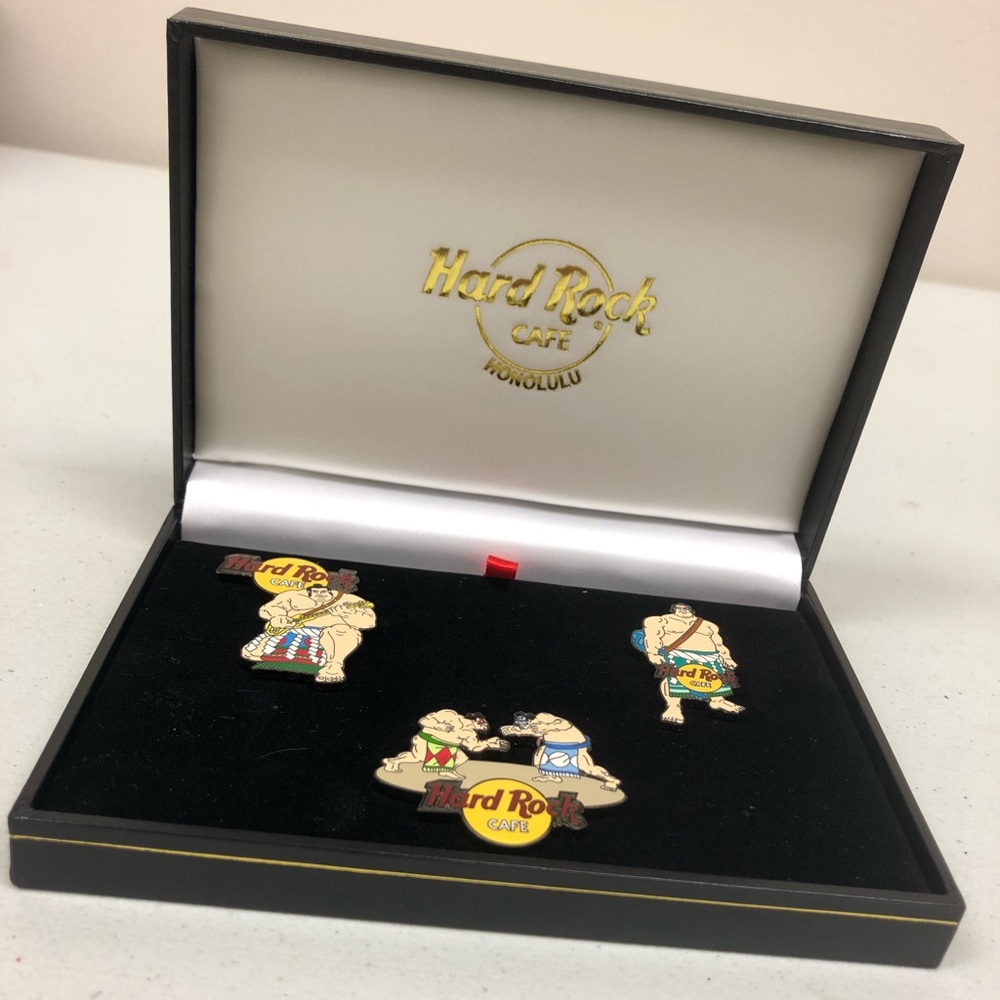 Hard Rock Cafe Honolulu Sumo Wrestler 3 Pin Set